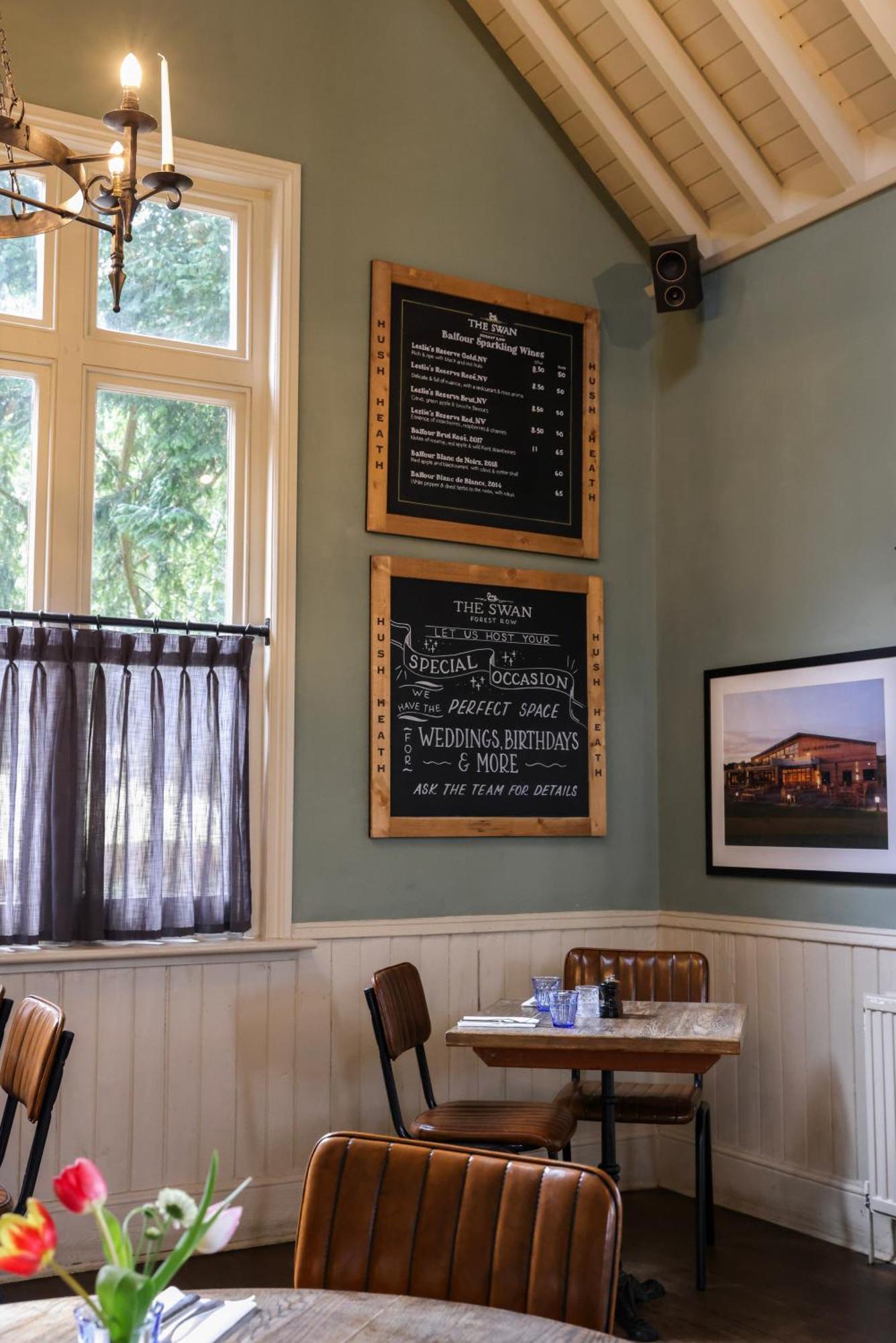 The Swan At Forest Row Ngoại thất bức ảnh